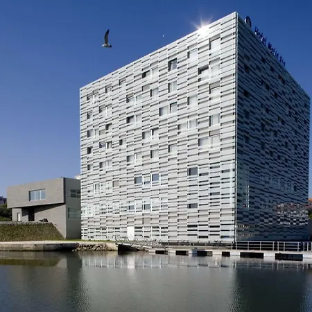Meliá Ria Hotel 4*