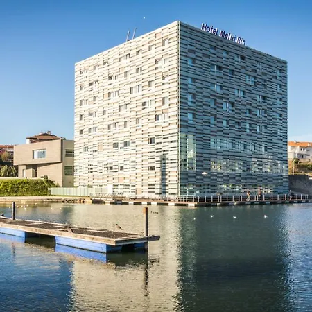 Отель Melia Ria & 4*