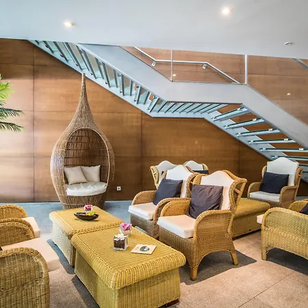 Отель Melia Ria & 4*