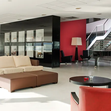 Meliá Ria Hotel 4*
