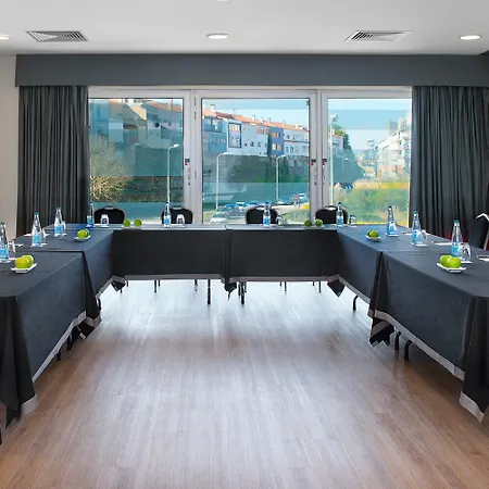 מלון Melia Ria & 4*