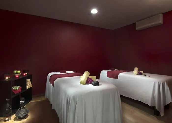 מלון Melia Ria 4*