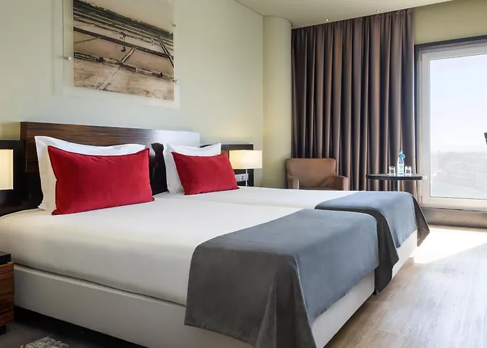 Hotel Melia Ria & 4*